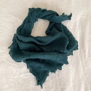Vintage Wool Lacey Knit Scarf Forest Green